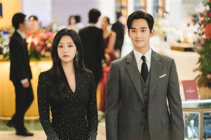 Captivating Collaboration: SEO Ye Ji And Kim So Hyun Team Up For Entertainment Extraordinaire