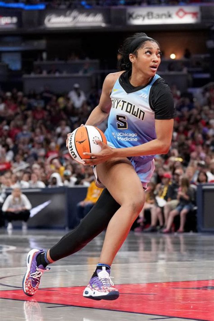 Discovering The Height Of Angel Reese: How Tall Is She In Feet?