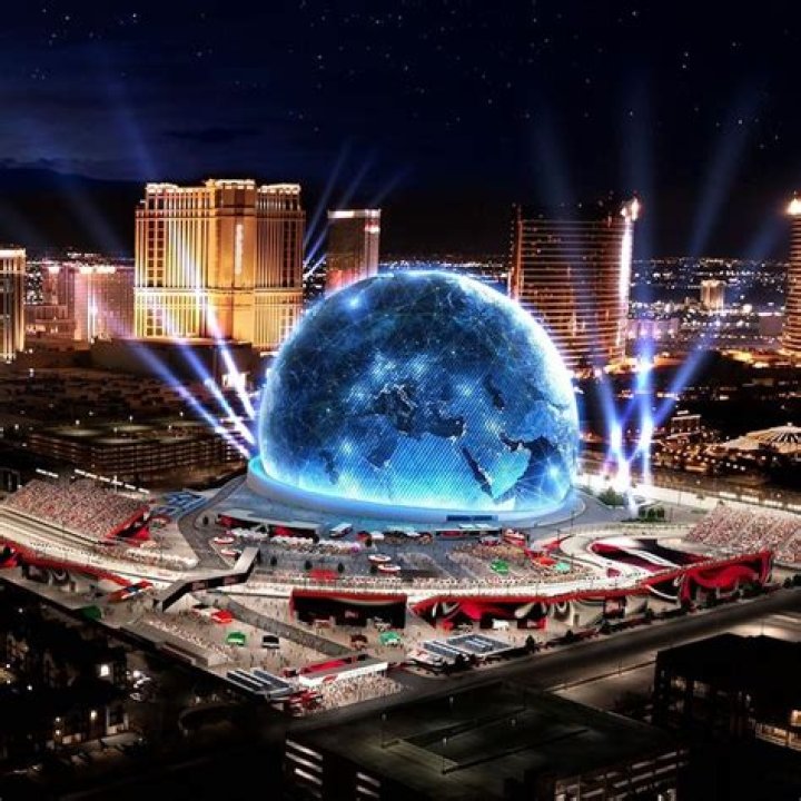 Is The Las Vegas Legend Wayne Newton Still Alive And Kicking?