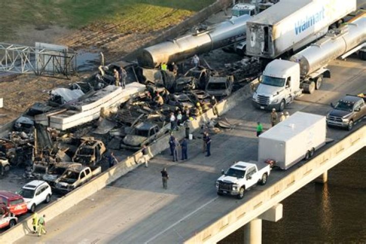 Tragic Highway Accident: Multiple Lives Lost In Fatal Crash